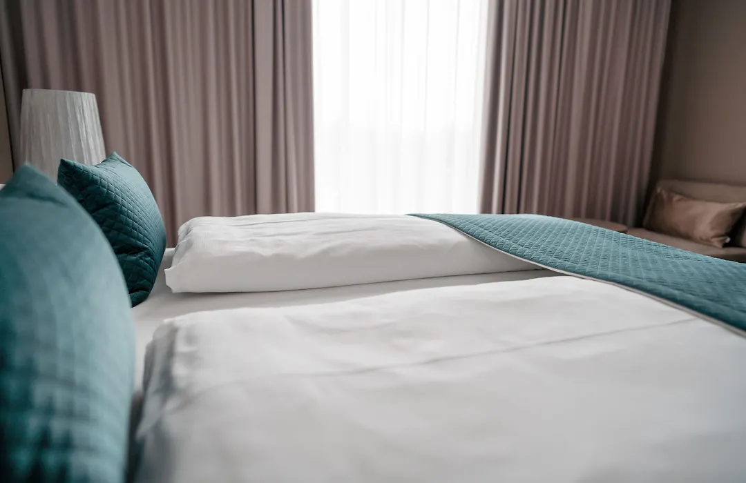 Hotel Seven-1
